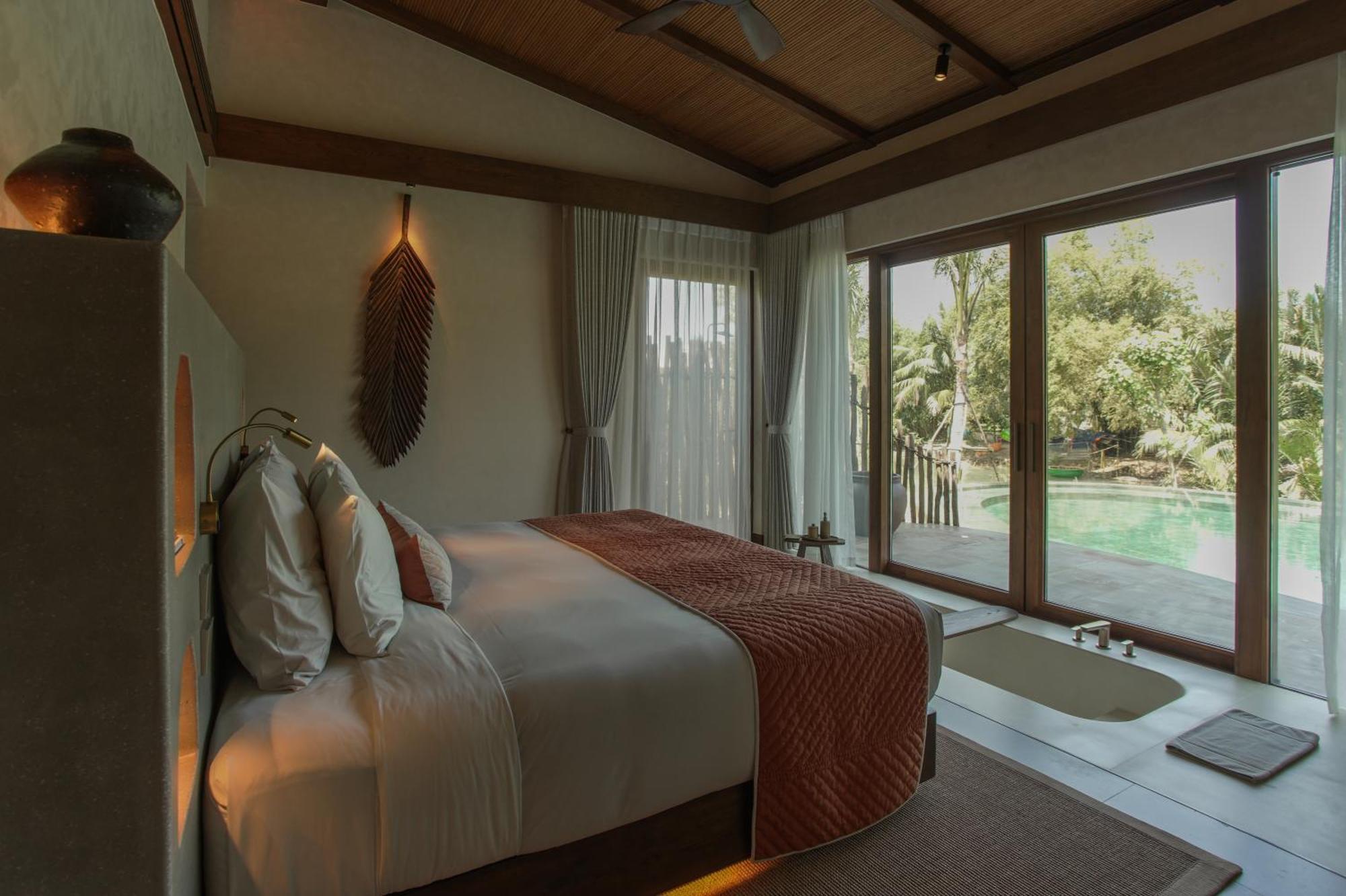 Namia River Retreat - Wellness Inclusive Resort Хой Ан Екстериор снимка
