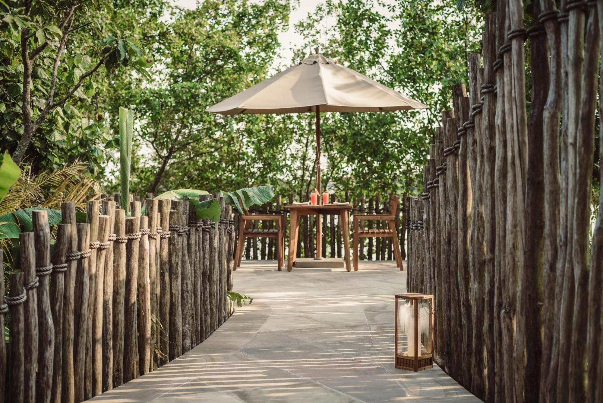 Namia River Retreat - Wellness Inclusive Resort Хой Ан Екстериор снимка